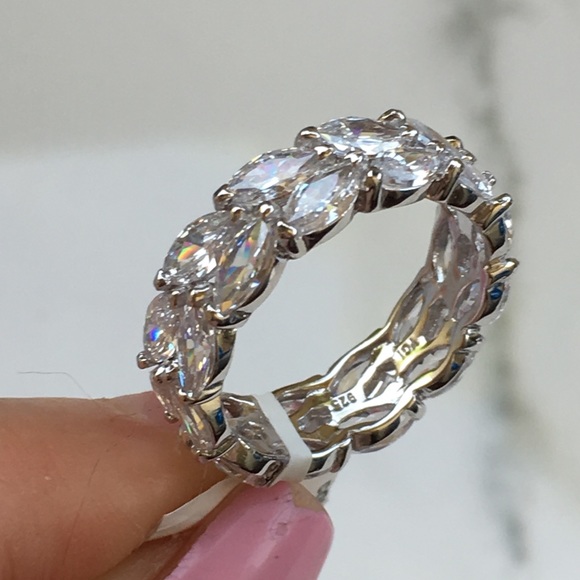 14k white gold eternity ring band 10 ct diamond - Picture 3 of 8